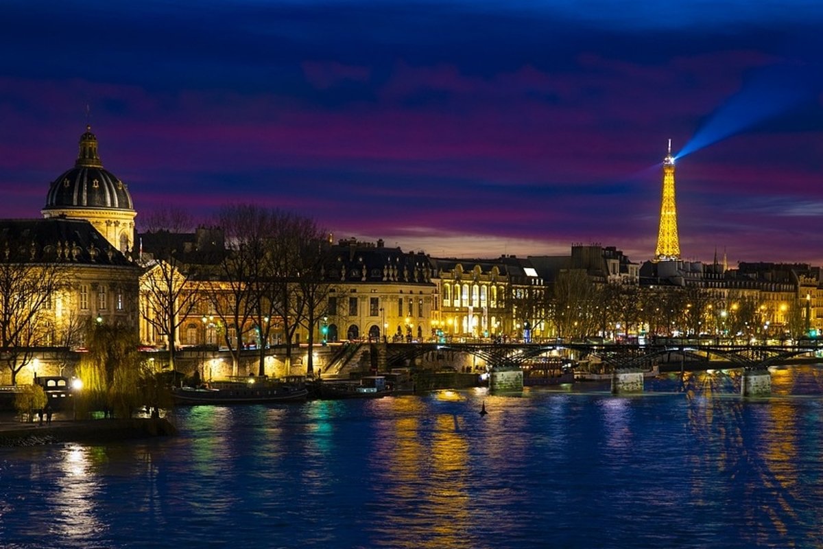 Bienvenue à Paris, la ville lumière